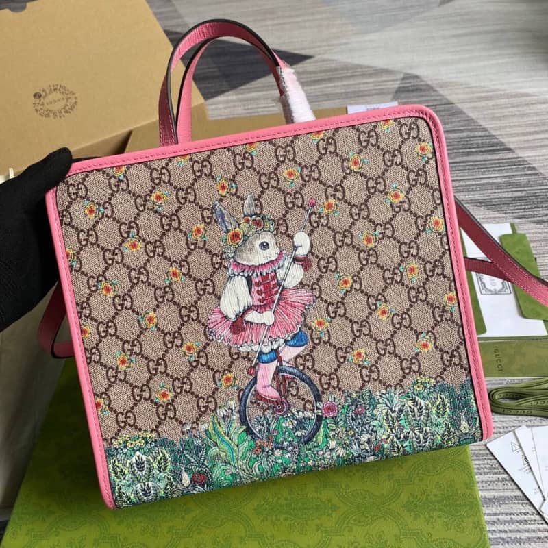 Gvc*1 Svp*me Canvas Children Yuko Higuchi Tote Replica Pink 630542