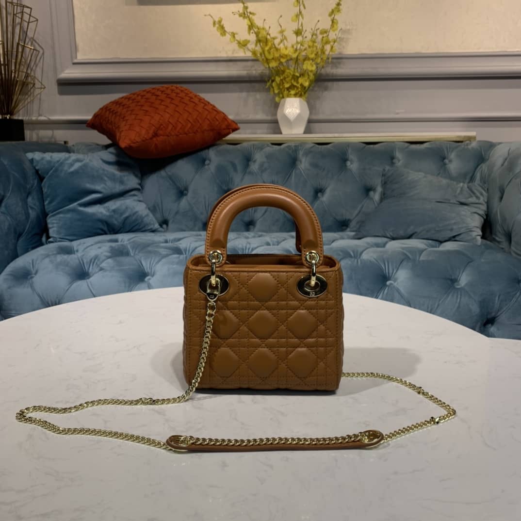 Chr1st1an D10r Lady D10r 17CM Replica Bag