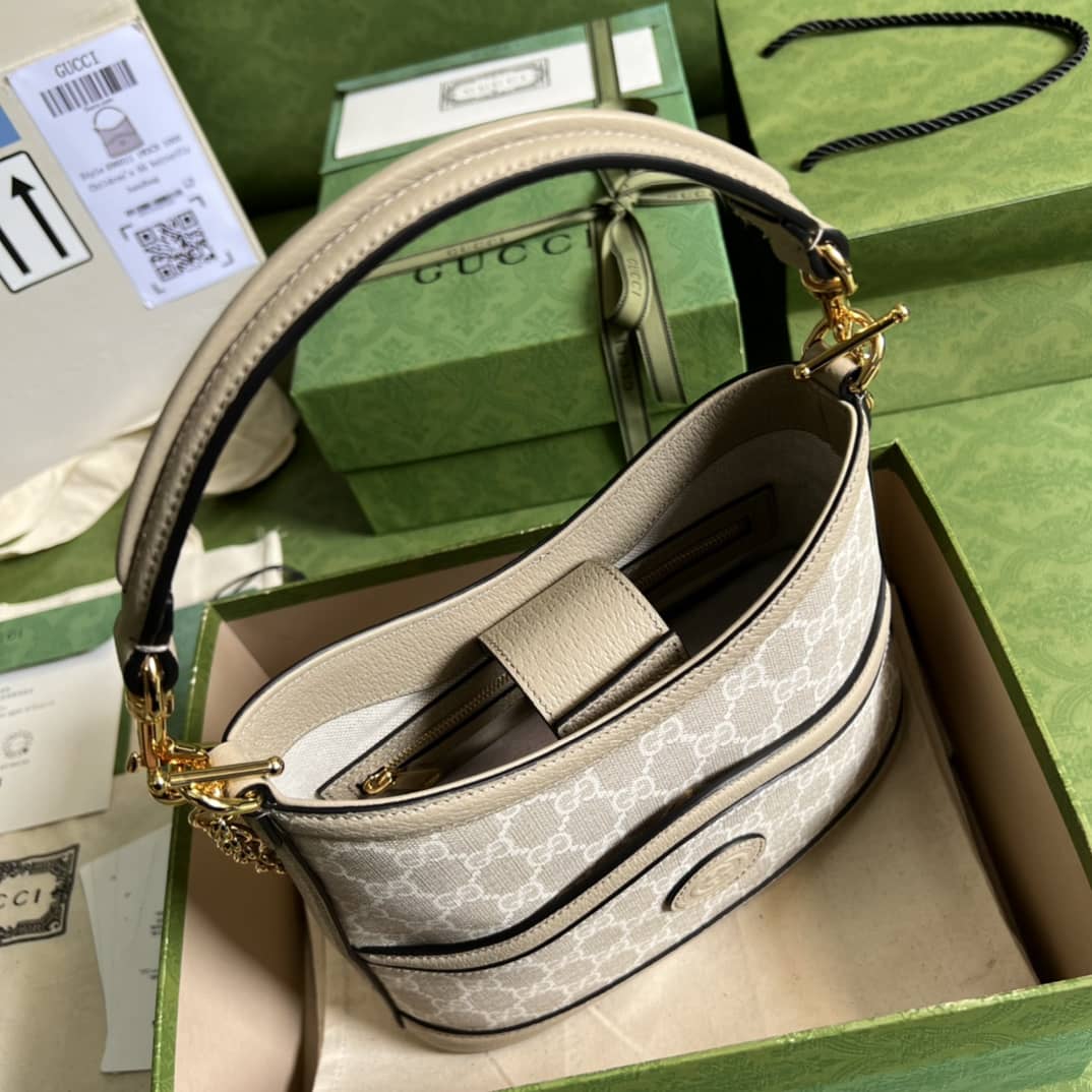 Gvc*1 Large With Interlocking G Oatmeal 696011 Replica Shoulder Bag