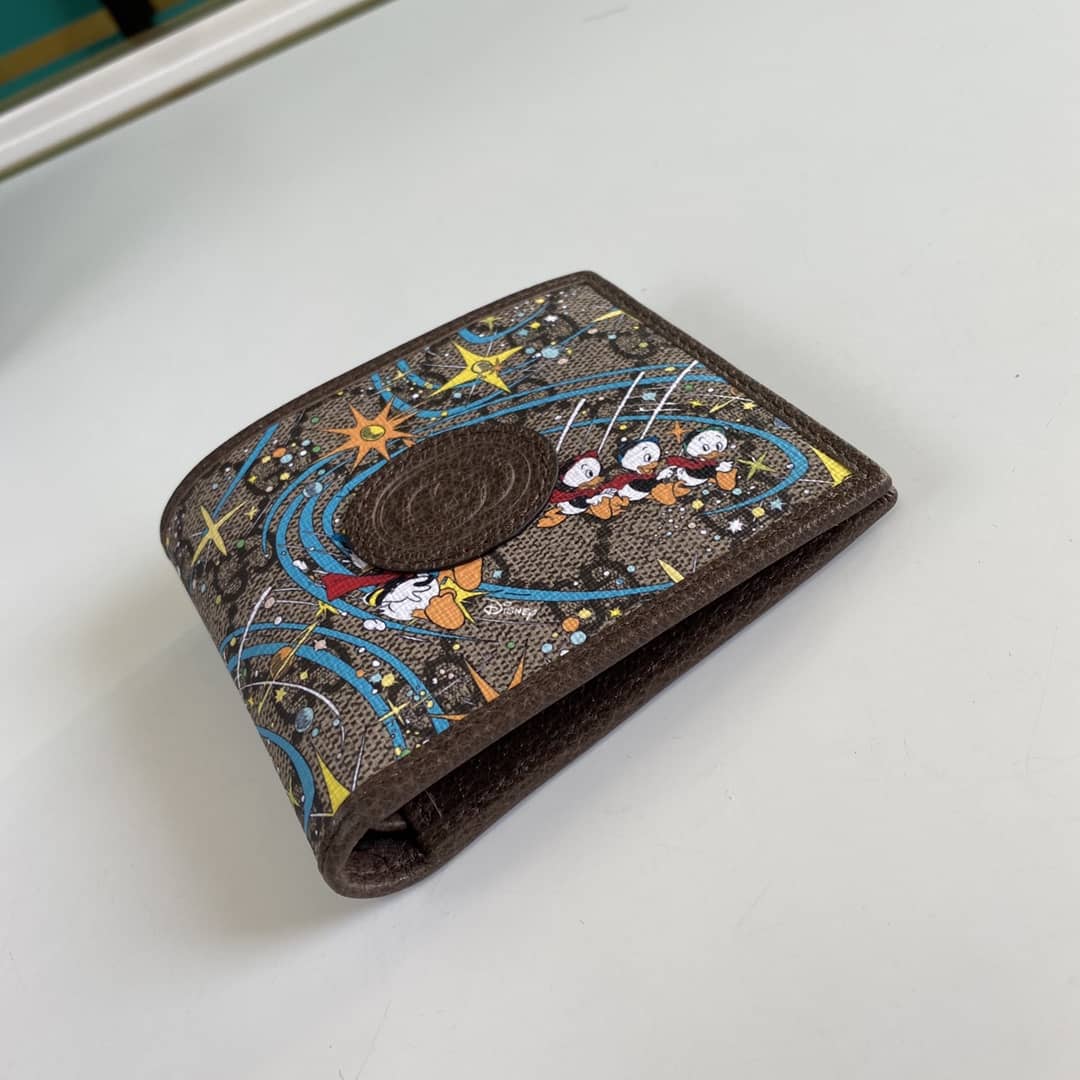 Gvc*1 x Disney Donald Duck Billfold Wallet Replica 647937