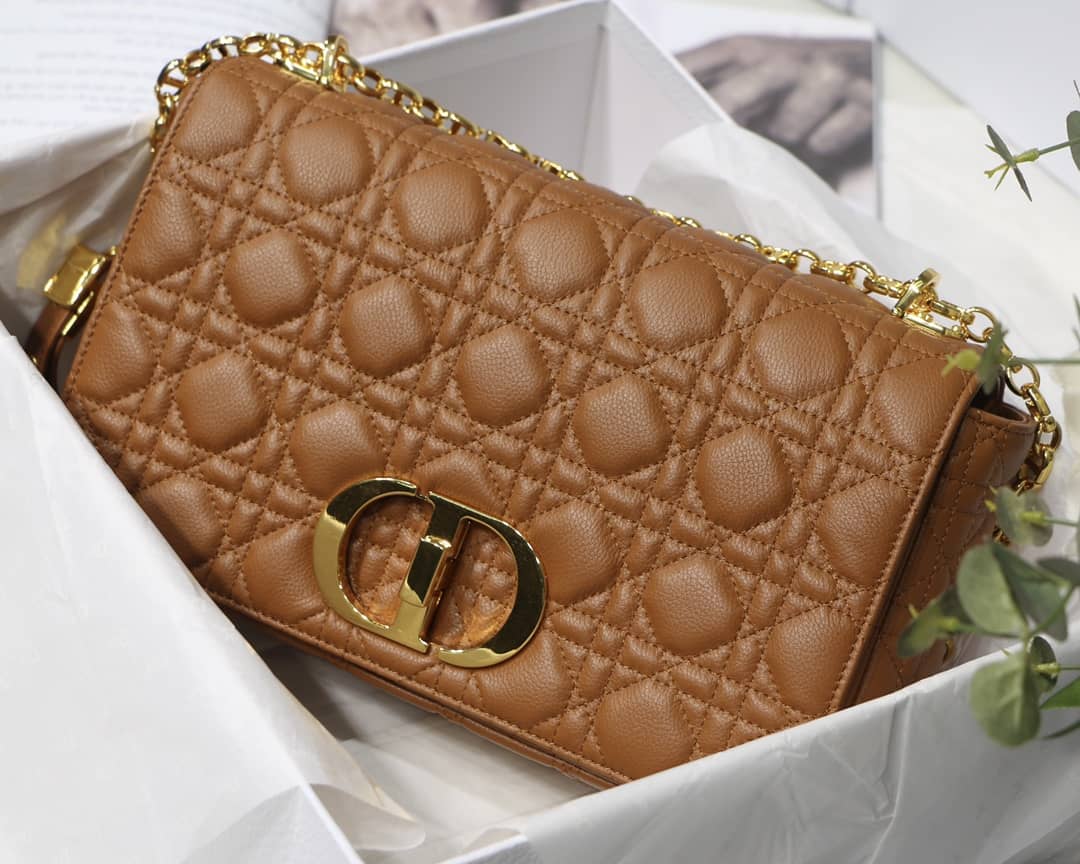 Chr1st1an D10r Caro Replica Bag