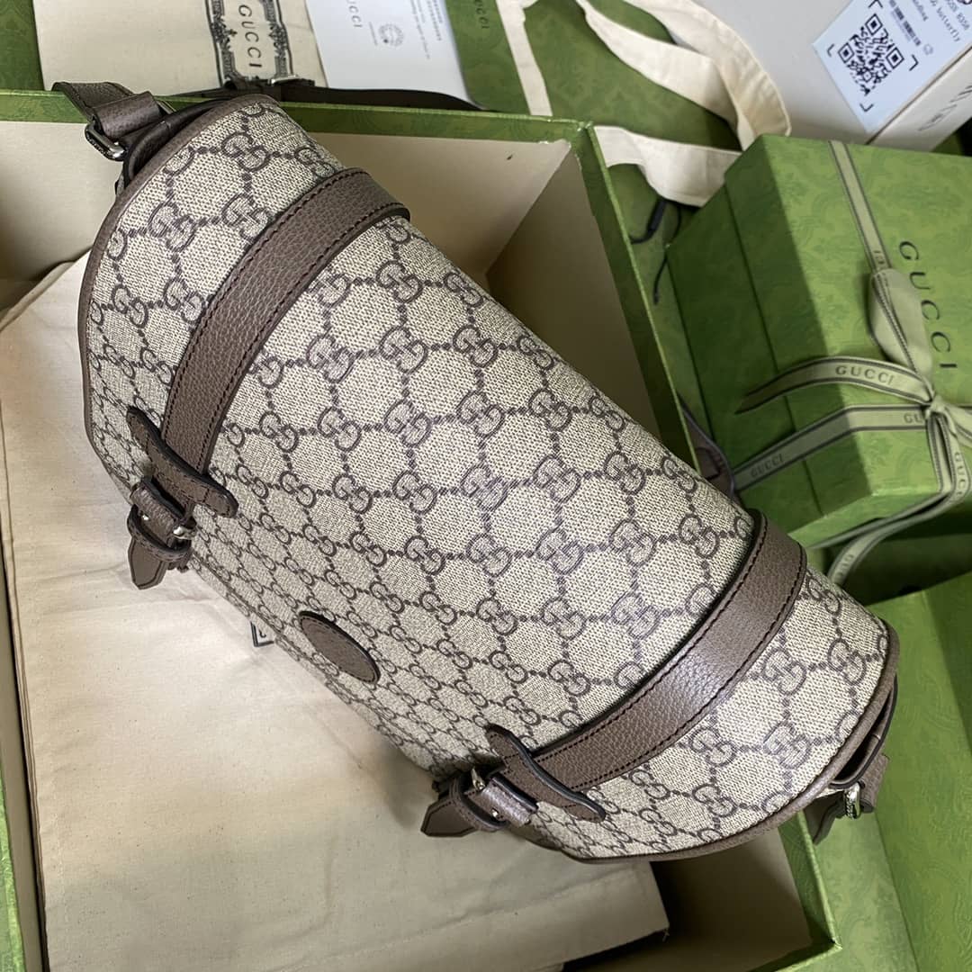 Gvc*1 Mens GG Svp*me Canvas Messenger Bag Replica 658542