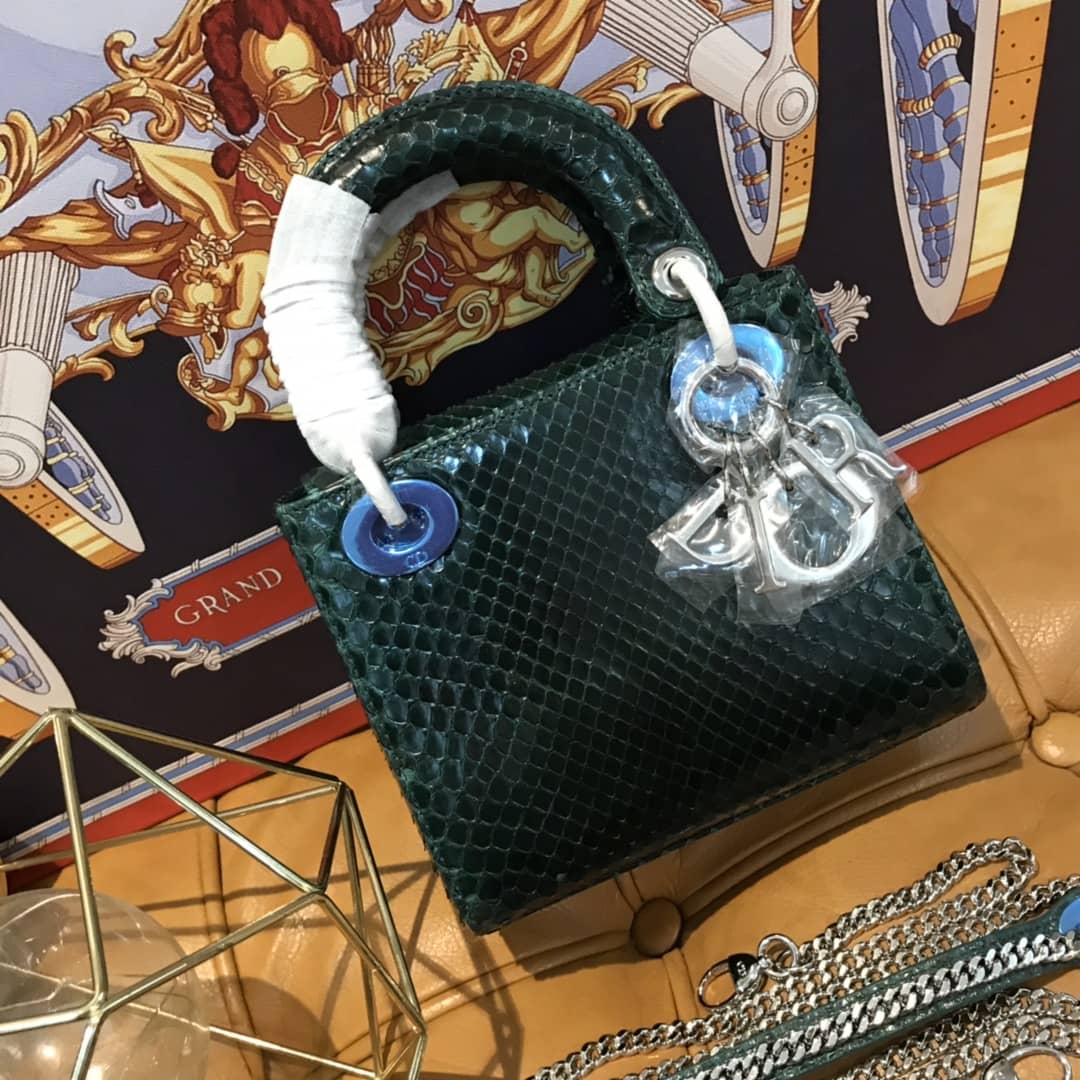 Chr1st1an D10r Lady D10r 17CM Replica Bag