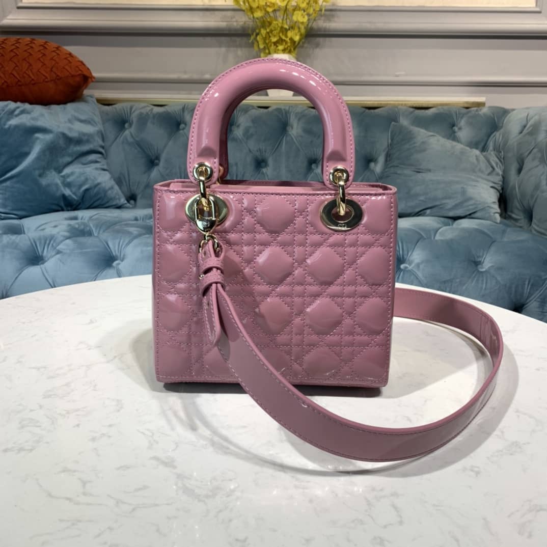 Chr1st1an D10r Lady D10r 20CM Replica Bag