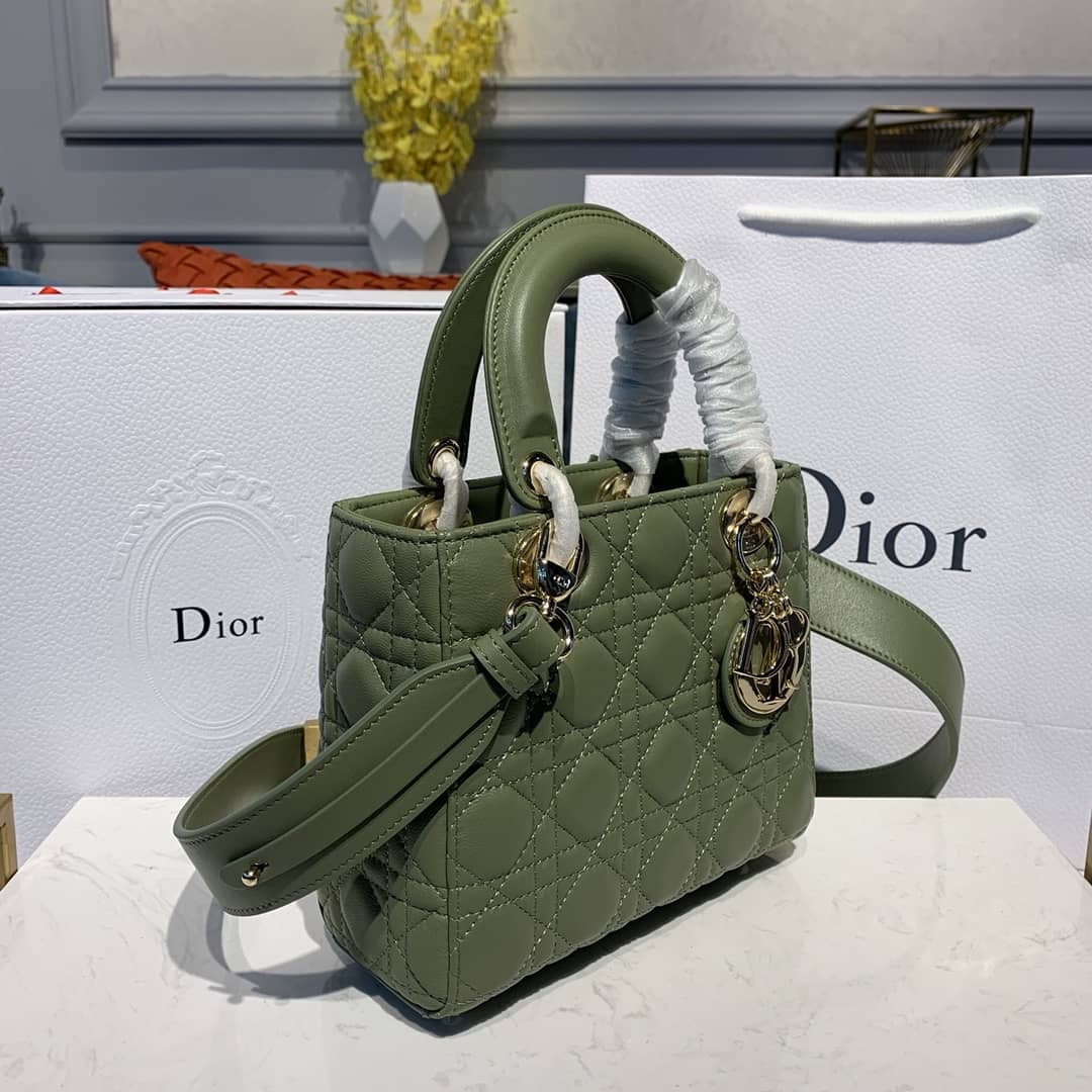 Chr1st1an D10r Lady D10r 20CM Replica Bag