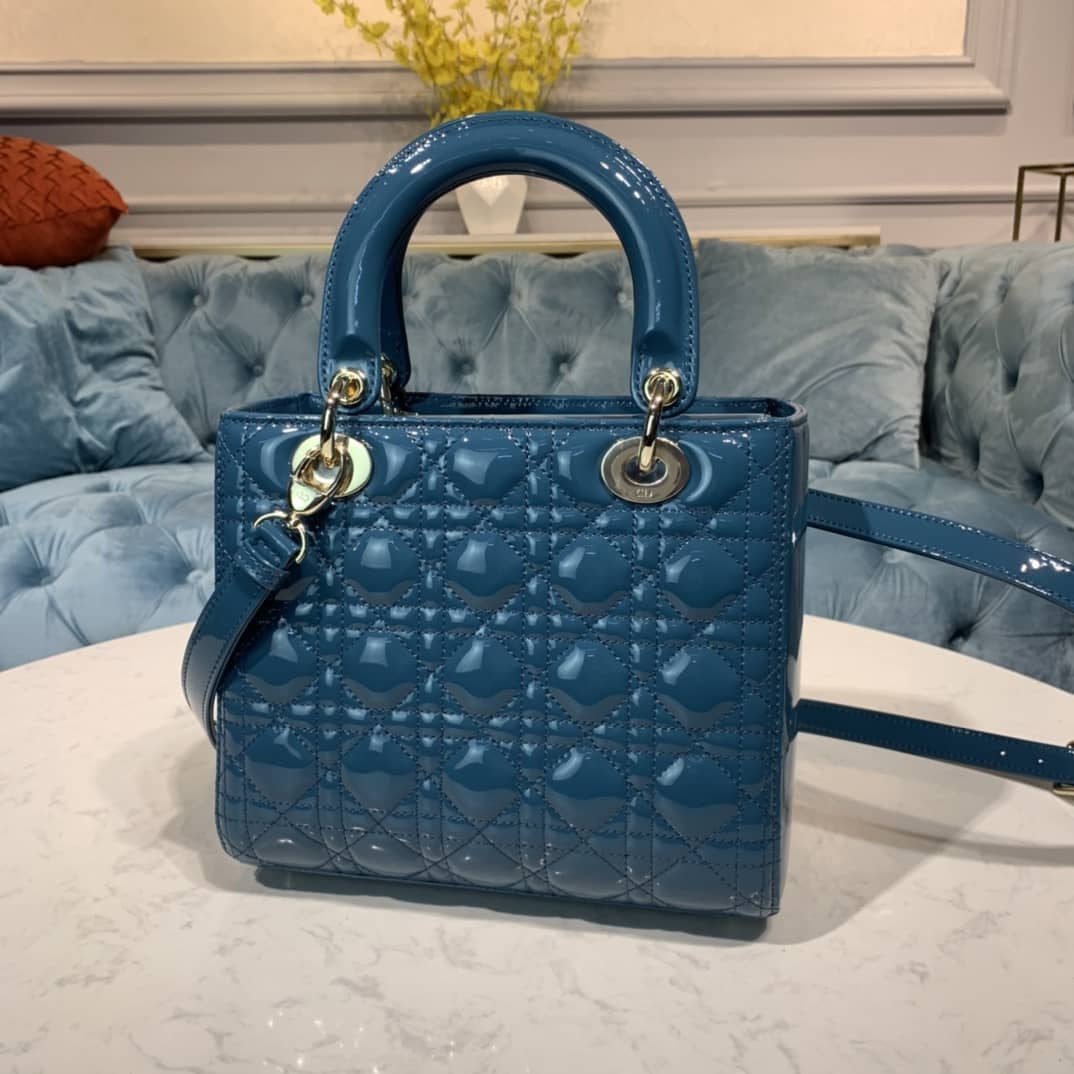 Chr1st1an D10r Lady D10r 24CM Replica Bag