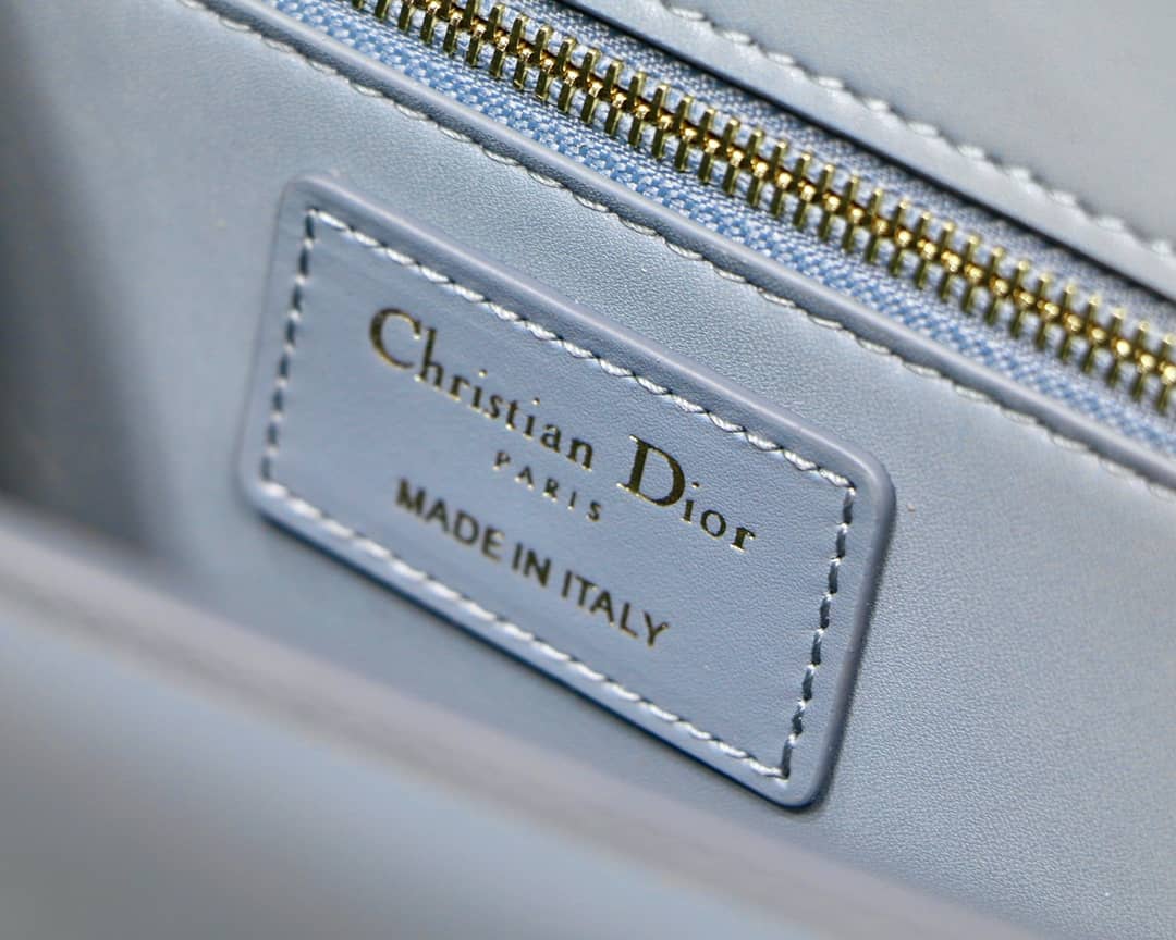 D10r Dupe Montaigne Bag