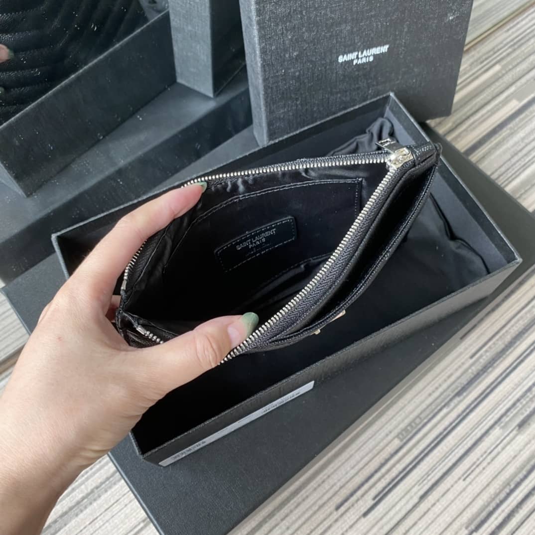 Y51 Clutch Replica Monogram Bill Pouch Black Metal