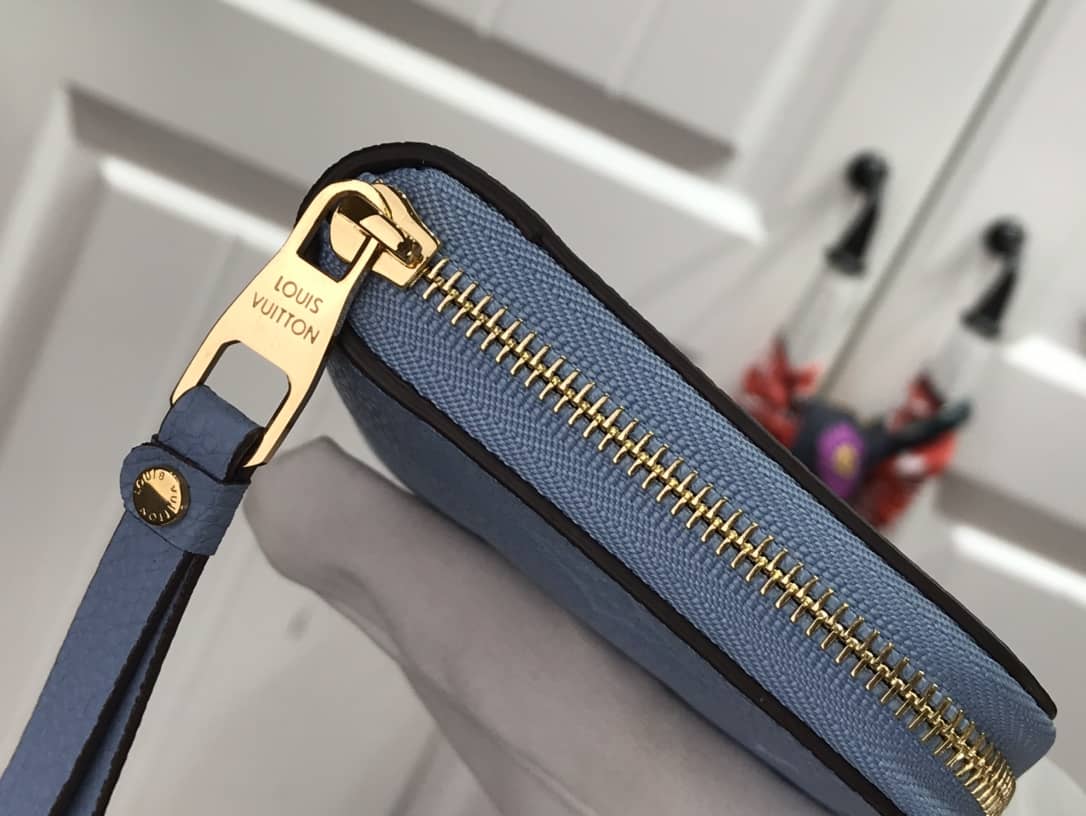 L0vis Vvtt0n Wallet Dupe Zippy CoinM80408