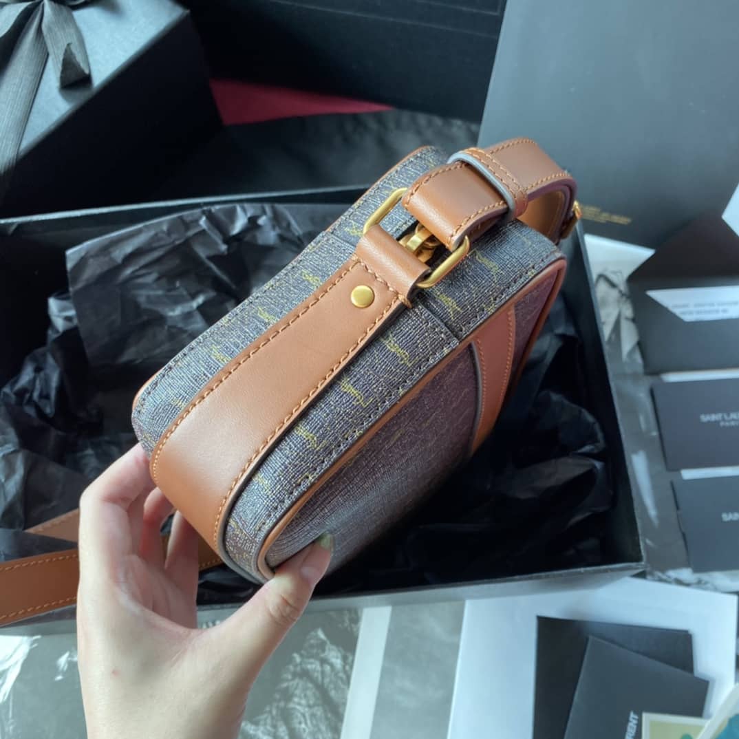 Y51 Replica Camera Bag