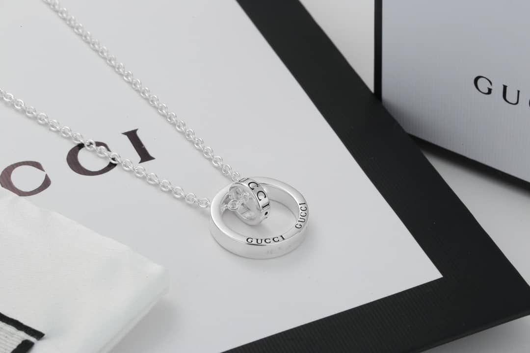 Luxury Gvc*1 Classic AAA+ Necklace