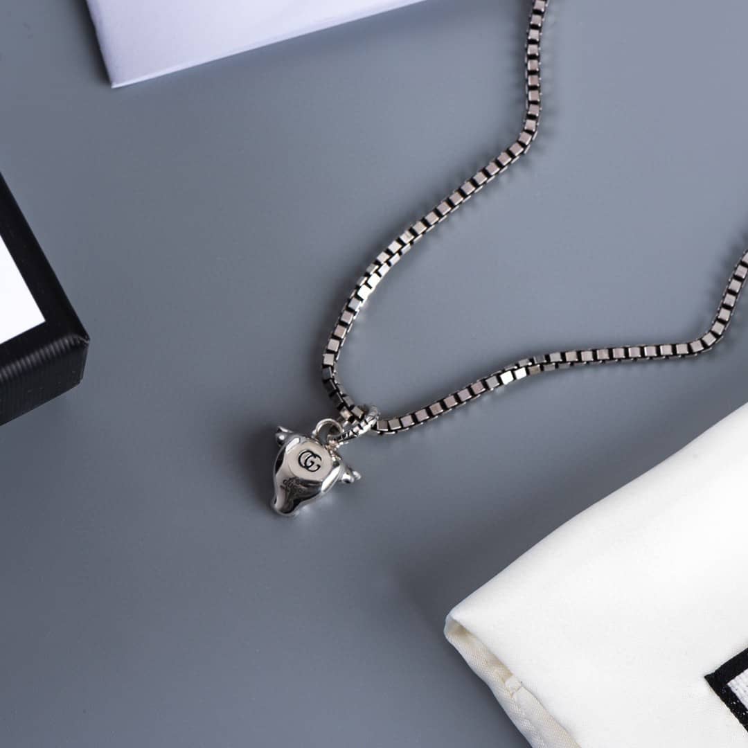 Wholesale Gvc*1 Logo Necklace