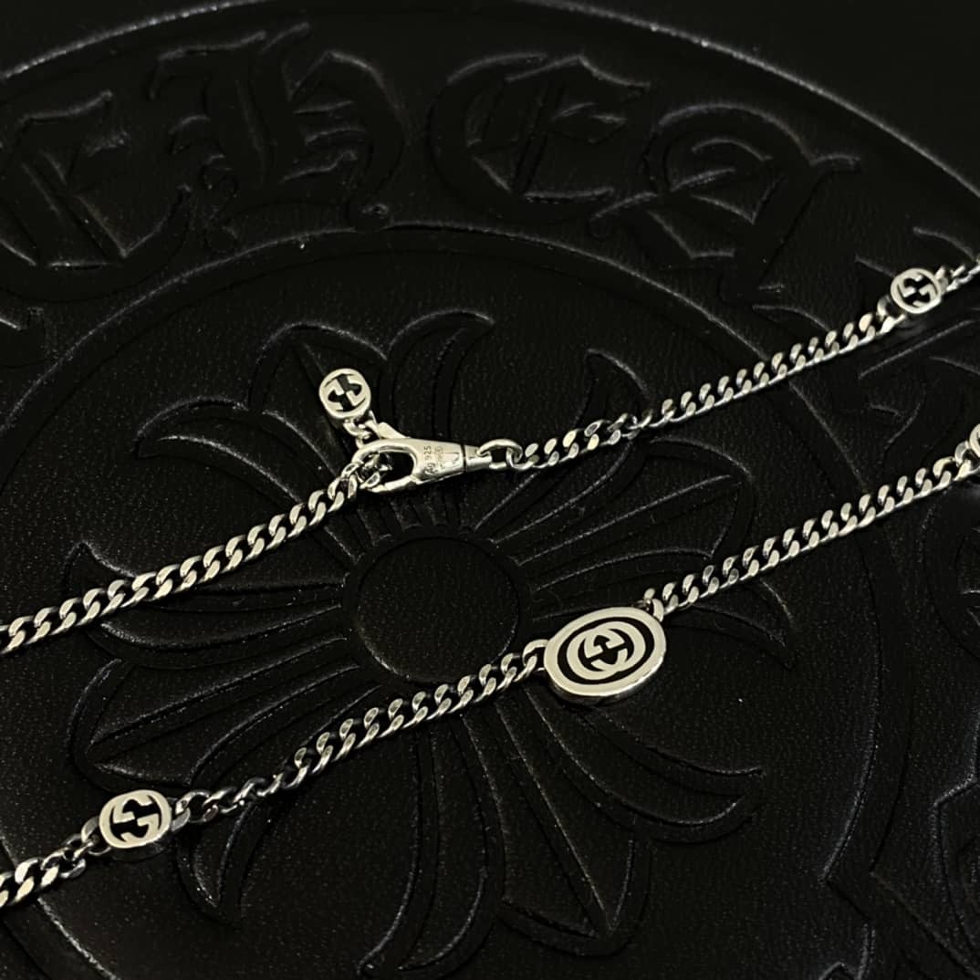 Gvc*1 Necklace First Copy