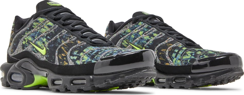 Air Max Plus Sustainable-Black Volt DM9594-001