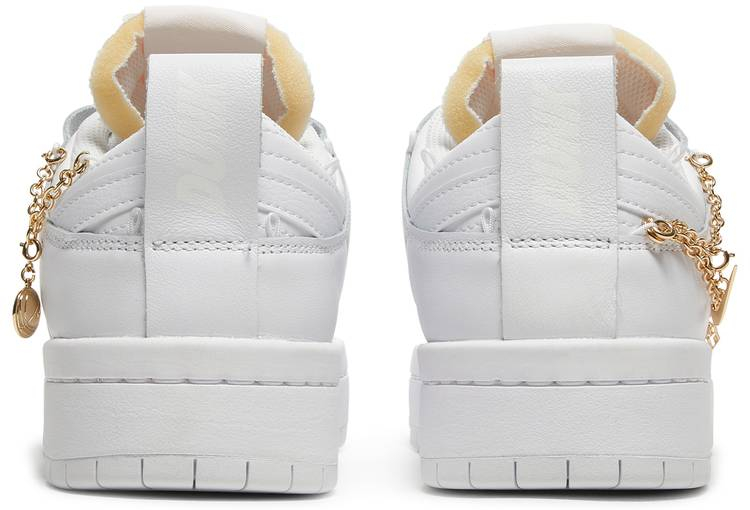 Wmns Dunk Low Disrupt Lucky Charms DO5219-111