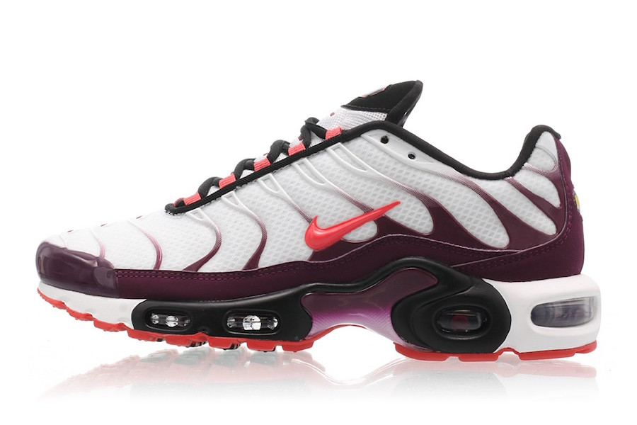Wmns Air Max Plus Bordeaux Ember CD7061-101