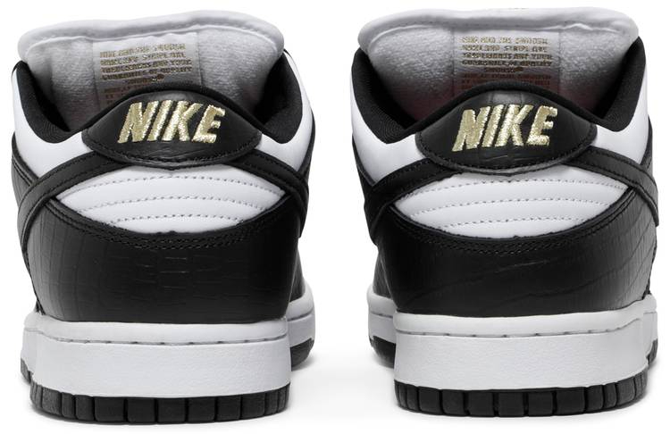 Svp*me x Dunk Low OG SB QS Black DH3228-102