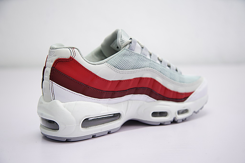 Air Max 95 Essential Pure Platinum 749766-103