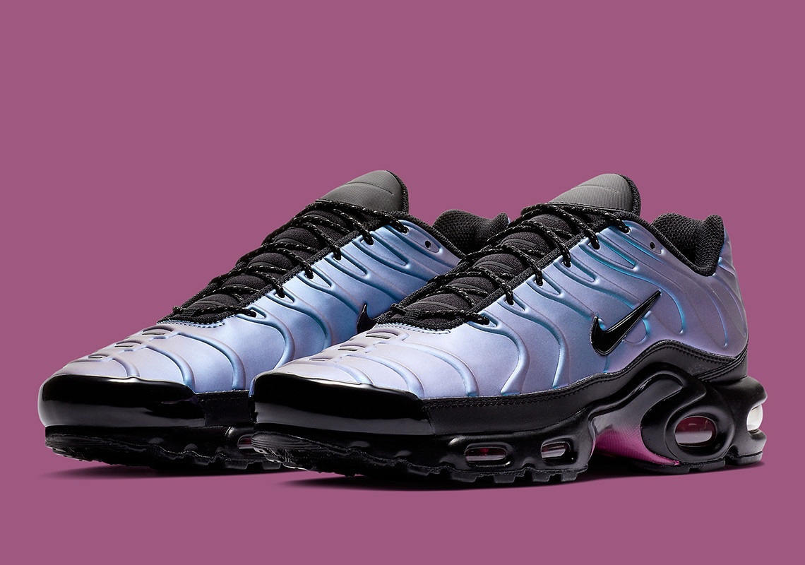 Air Max Plus SE Throwback Future AJ2013-006