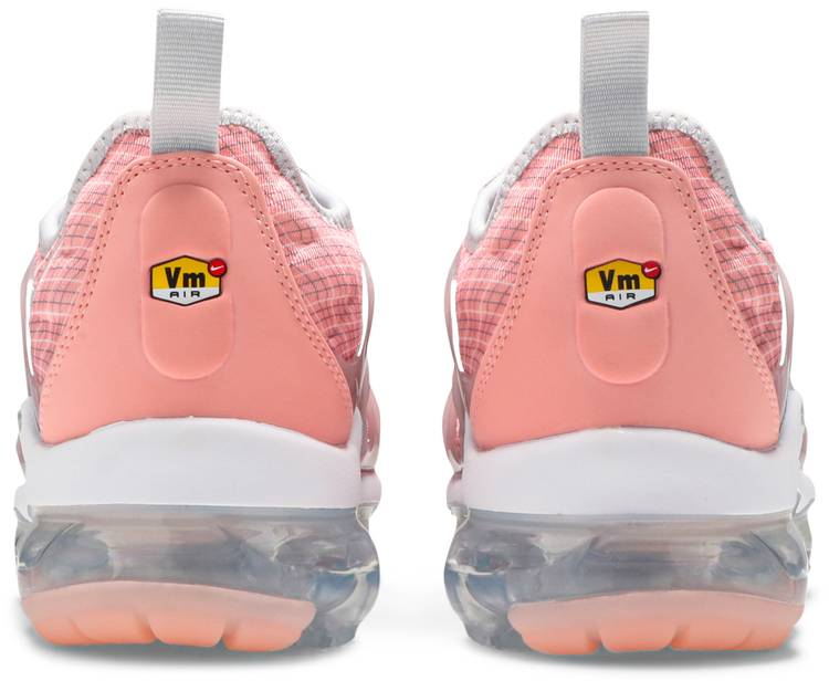 Wmns Air VaporMax Plus Bleached Coral AO4550-603