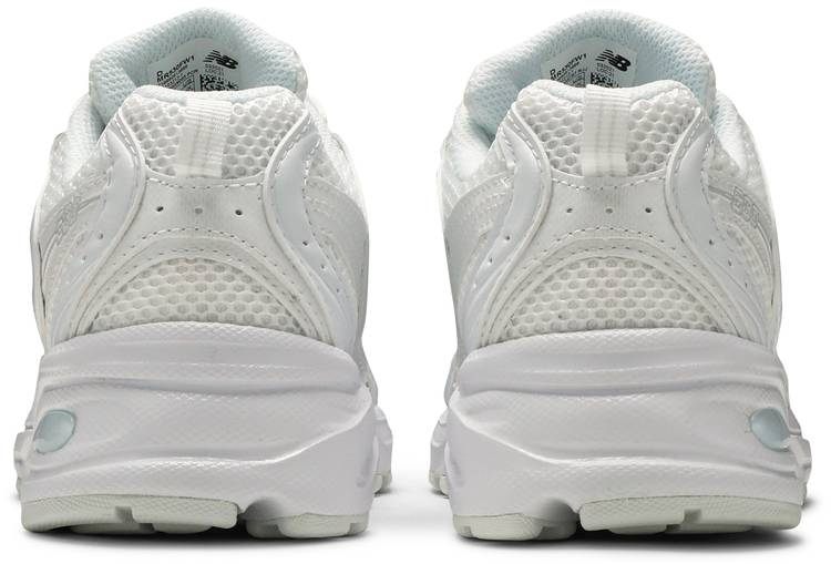 530 Retro White Silver MR530FW1