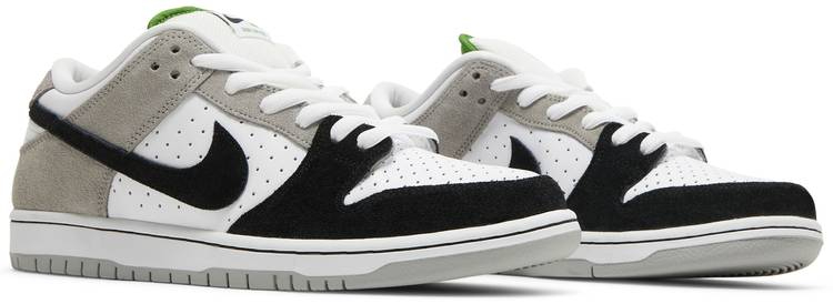 Dunk Low SB Chlorophyll BQ6817-011