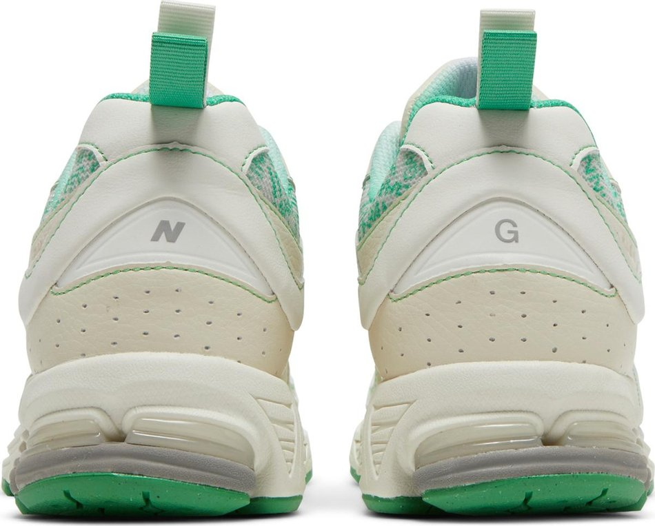 GANNI x 2002r Turtledove M2002RGC
