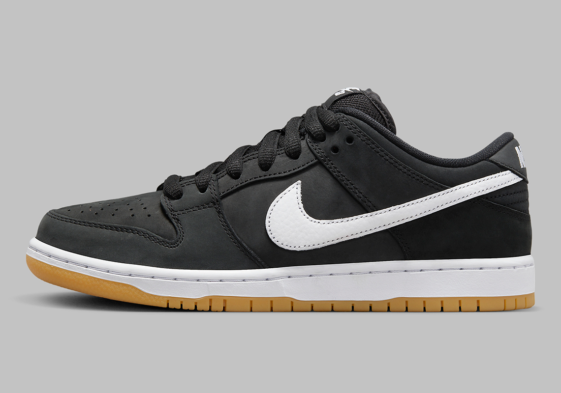 Dunk Low SB Black Gum CD2563-006