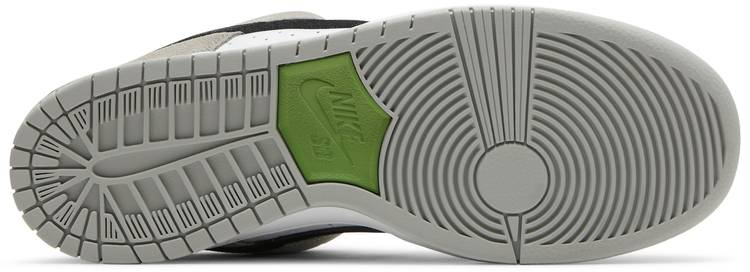 Dunk Low SB Chlorophyll BQ6817-011