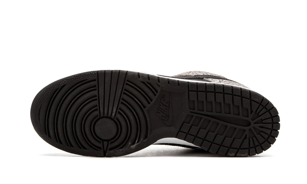 Svp*me x Dunk Low Pro SB Black Cement 304292-131