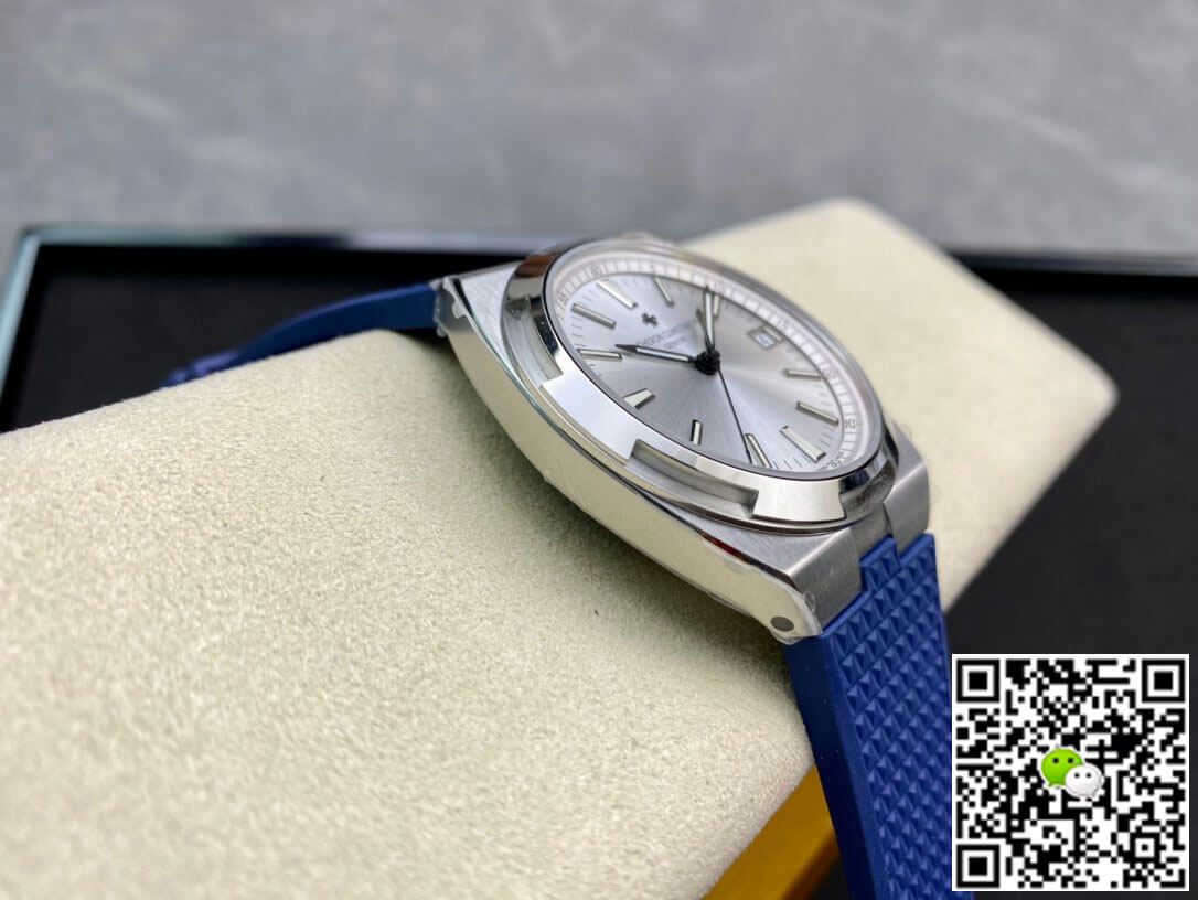 Replica Vacheron C0nstan1n Overseas 4500V 1:1 Best Edition 8F Factory Rubber Strap