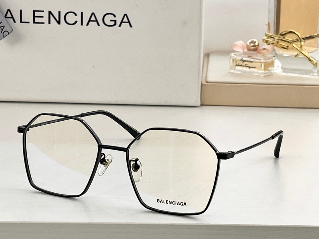 Ba1en*iaga Glasses