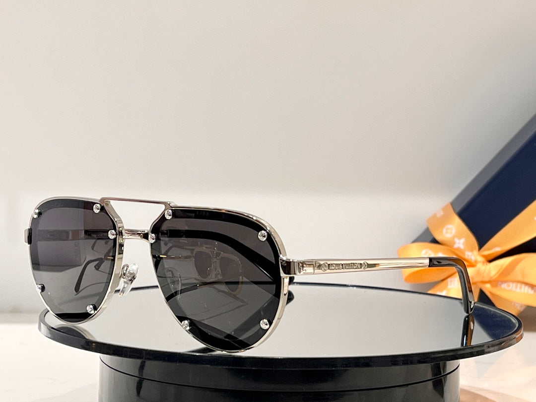 L0vis Vvtt0n Sunglasses