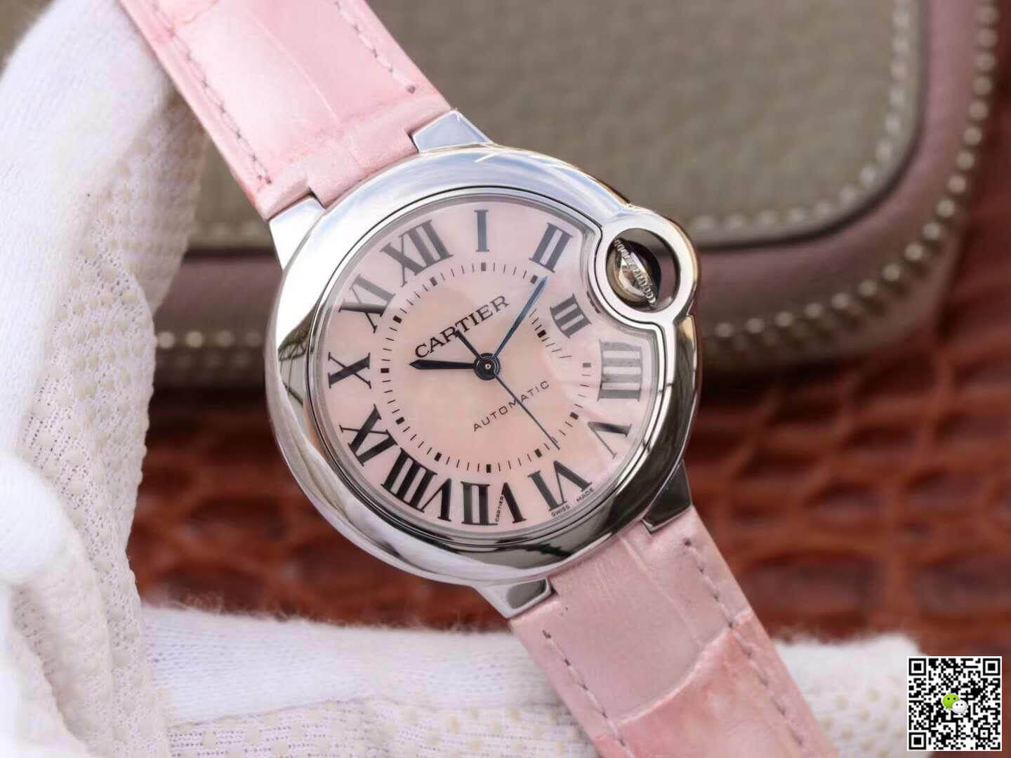 Replica Ballon Bleu De Ca*t1er 33 WSBB0002 V6 Factory 1:1 Best Edition Swiss ETA076