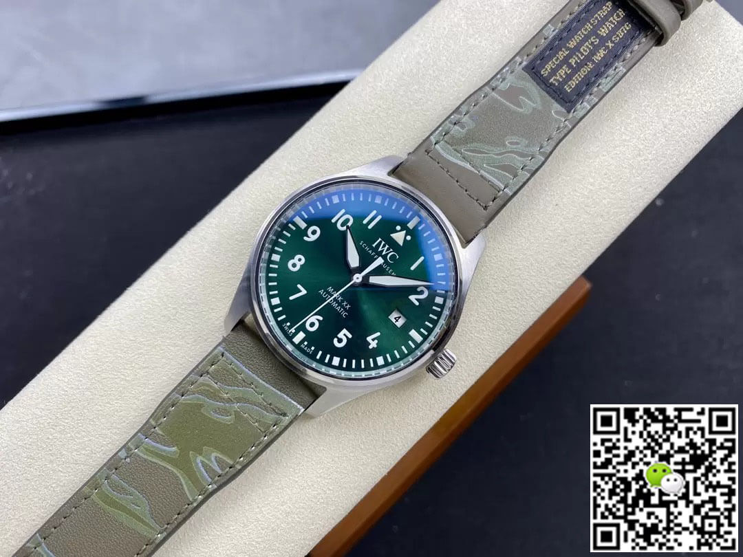 Replica IWC Pilot IW328205 1:1 Best Edition M+ Factory Leather Strap