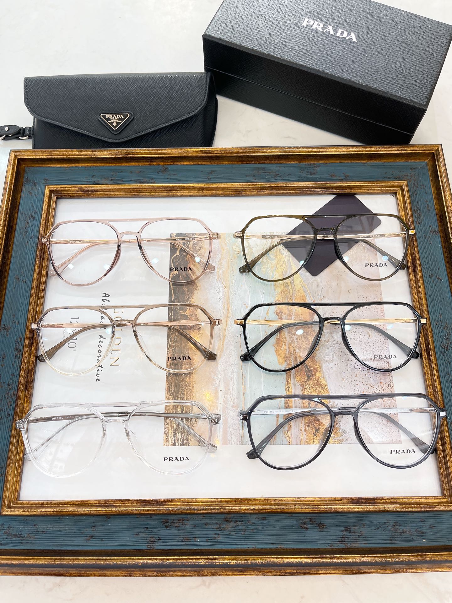 Pra*a Glasses
