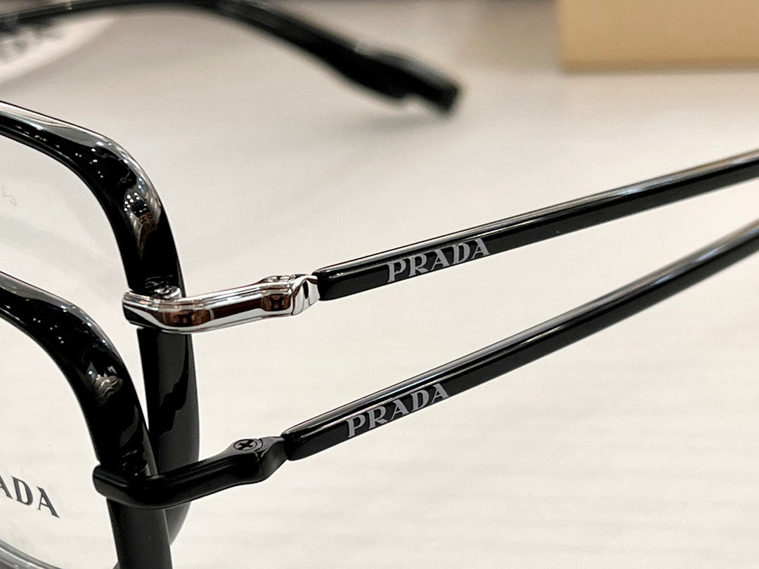 Pra*a Glasses
