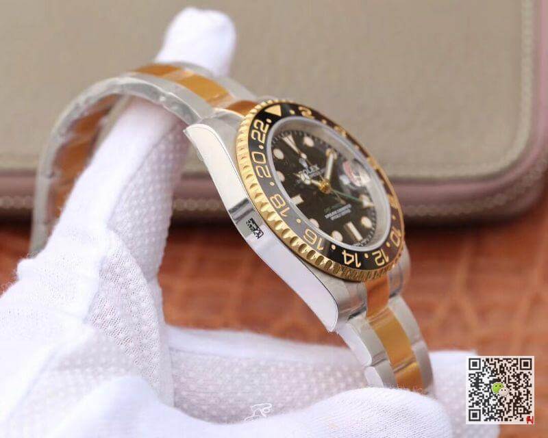 Replica R01ex GMT Master II 116713 LN 40mm EW Factory 1:1 Best Edition Swiss ETA2836 Stainless Steel Two Tone Bracelet