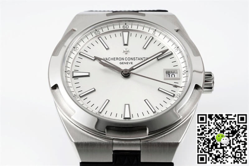 Replica Vacheron C0nstan1n Overseas 4500V 1:1 Best Edition PPF Factory Black Rubber Strap