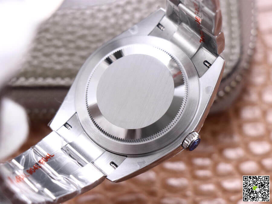 Replica R01ex Oyster Perpetual M124300-0006 1:1 Best Edition EW Factory Stainless Steel