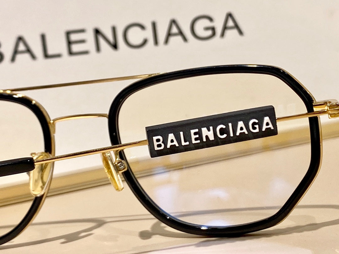 Ba1en*iaga Glasses