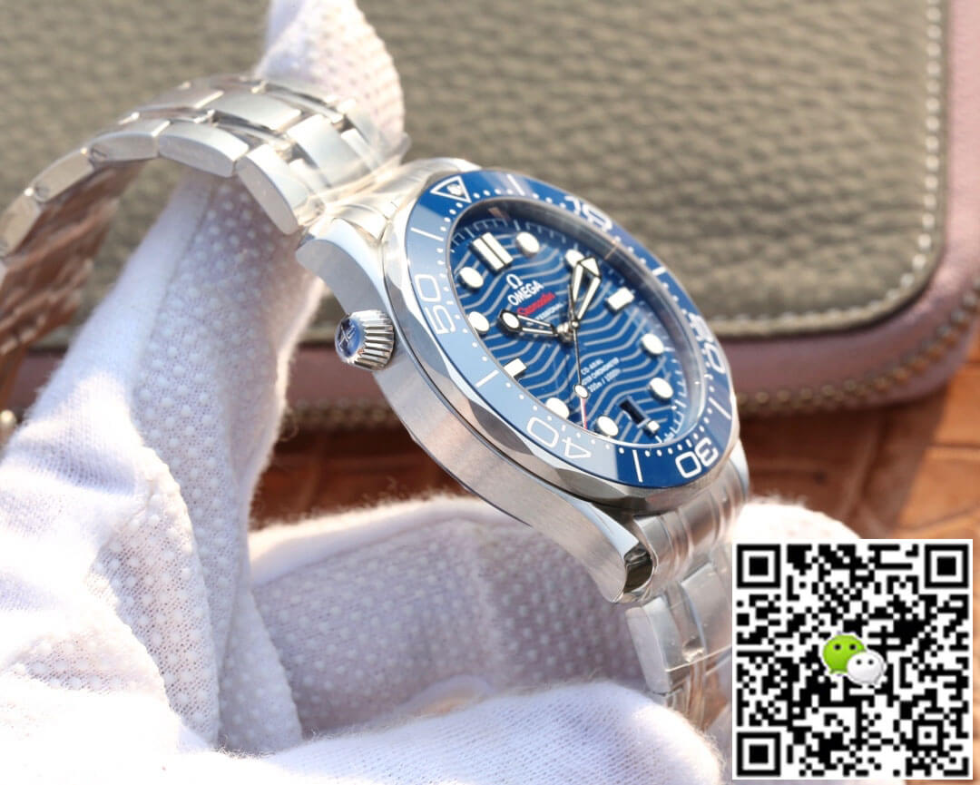 Replica 0me*ga Seamaster Diver 300M 210.30.42.20.03.001 1:1 Best Edition VS Factory Blue Dial