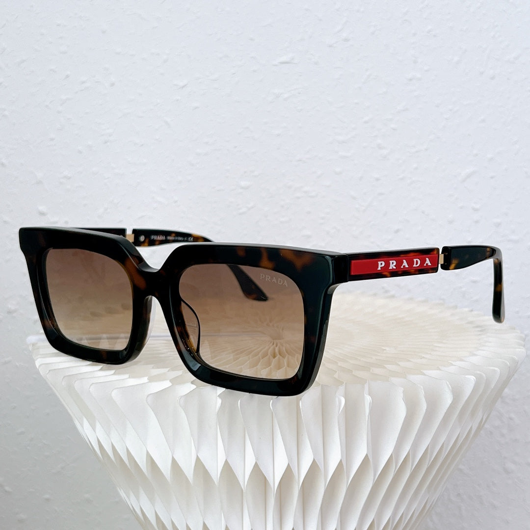 Pra*a Sunglasses