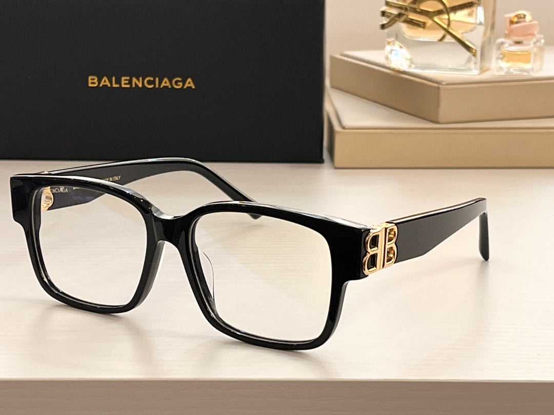 Ba1en*iaga Sunglasses Dupe