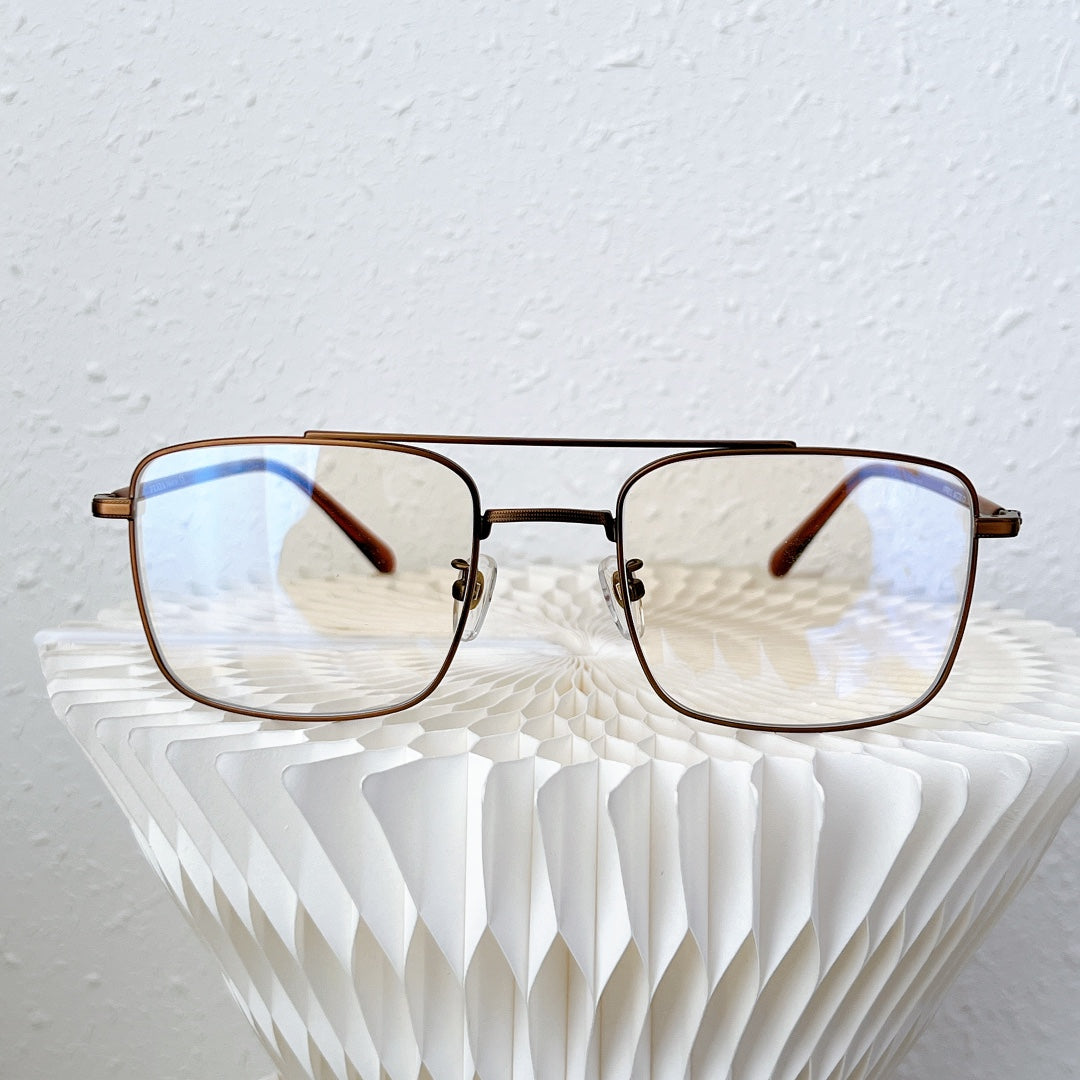 Pra*a Glasses