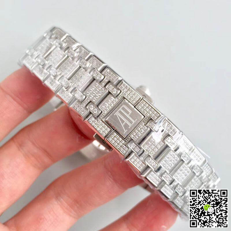 Replica Audemars P1g*et Royal Oak Series 15400.OR 1:1 Best Edition Swiss ETA3120 Full D1am0nd Dial