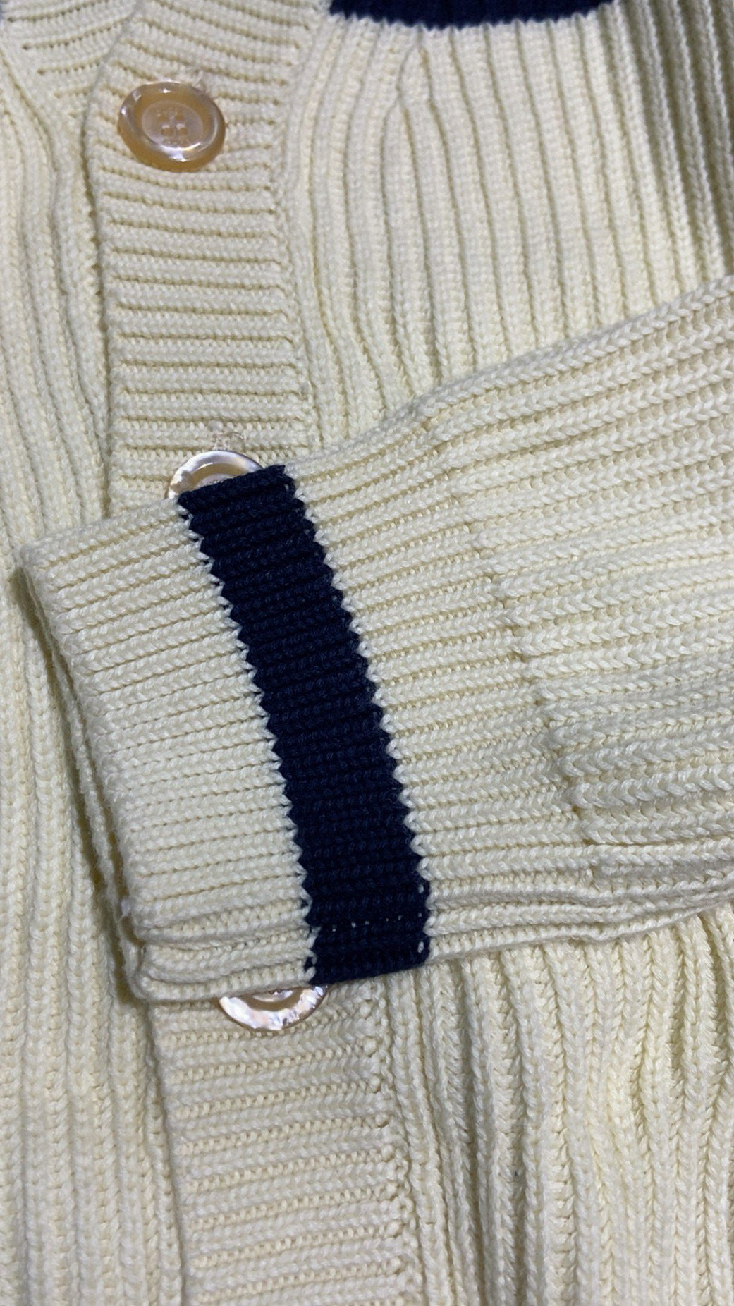Gvc*1 Cardigan