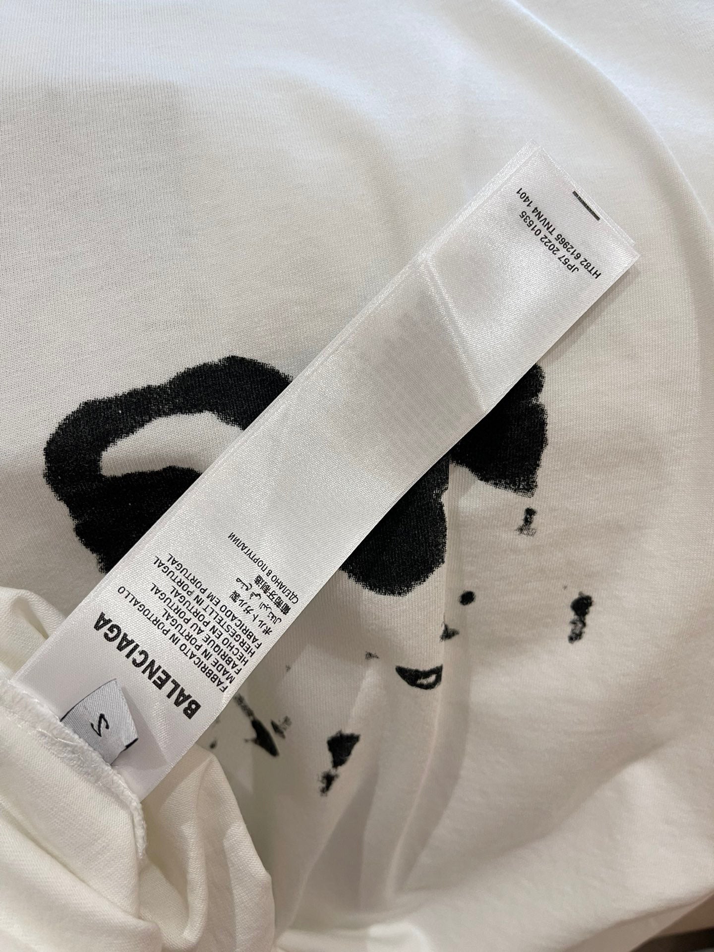 Ba1en*iaga T-shirt