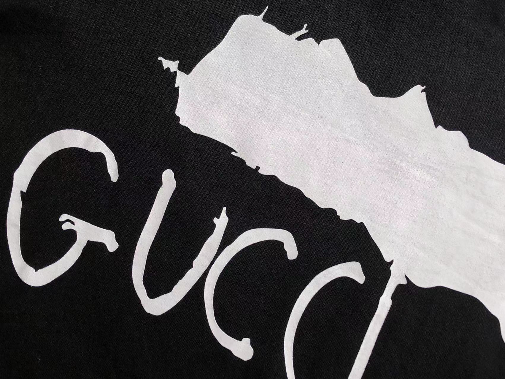 Gvc*1 x Ba1en*iaga T-shirt
