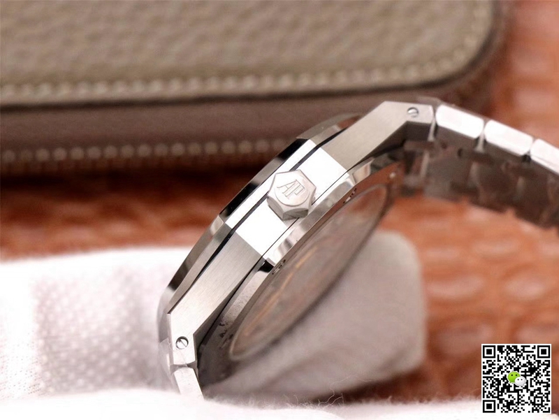 Replica Audemars P1g*et Royal Oak 15500ST.OO.1220ST.01 1:1 Best Edition ZF Factory Blue Dial Swiss ETA4302